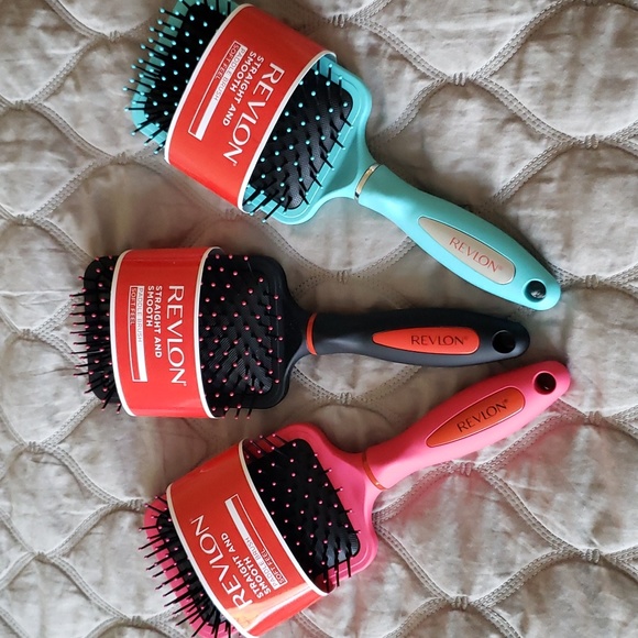 Set of 3 Revlon Straight & Smooth Paddle Hair Brush - Picture 1 of 5